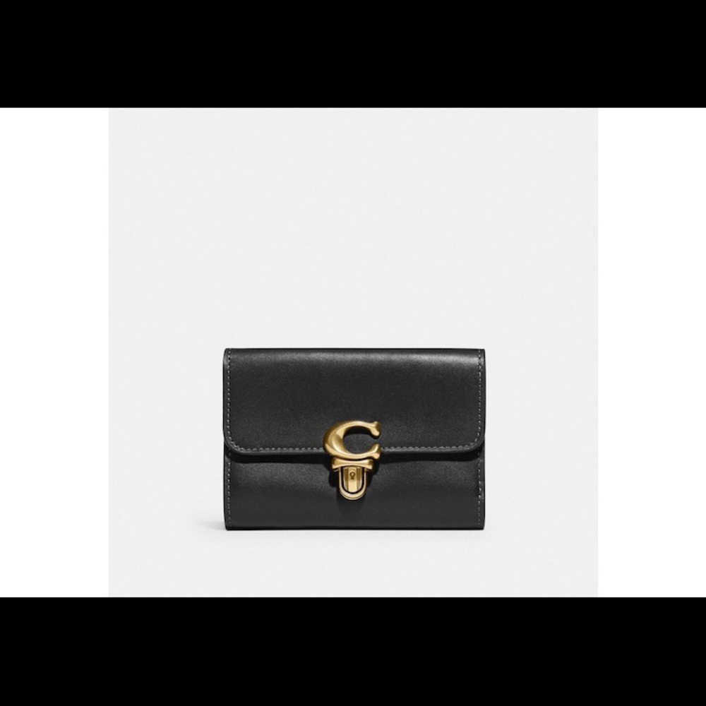 Coach Studio Medium Wallet in Black